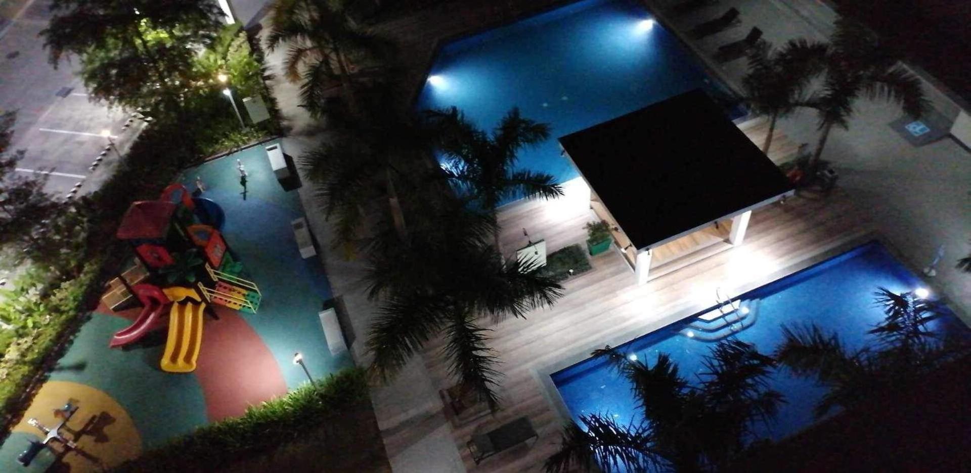 J & F Homestay - Cavite, Philippines Trece Martires Bagian luar foto