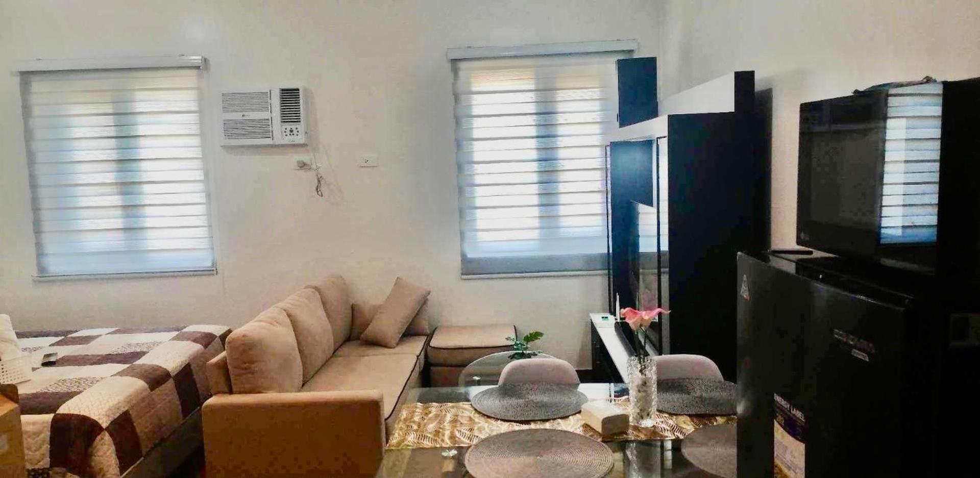 J & F Homestay - Cavite, Philippines Trece Martires Bagian luar foto