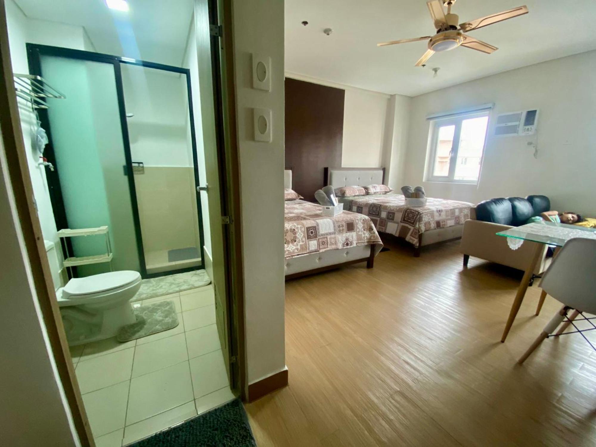 J & F Homestay - Cavite, Philippines Trece Martires Bagian luar foto
