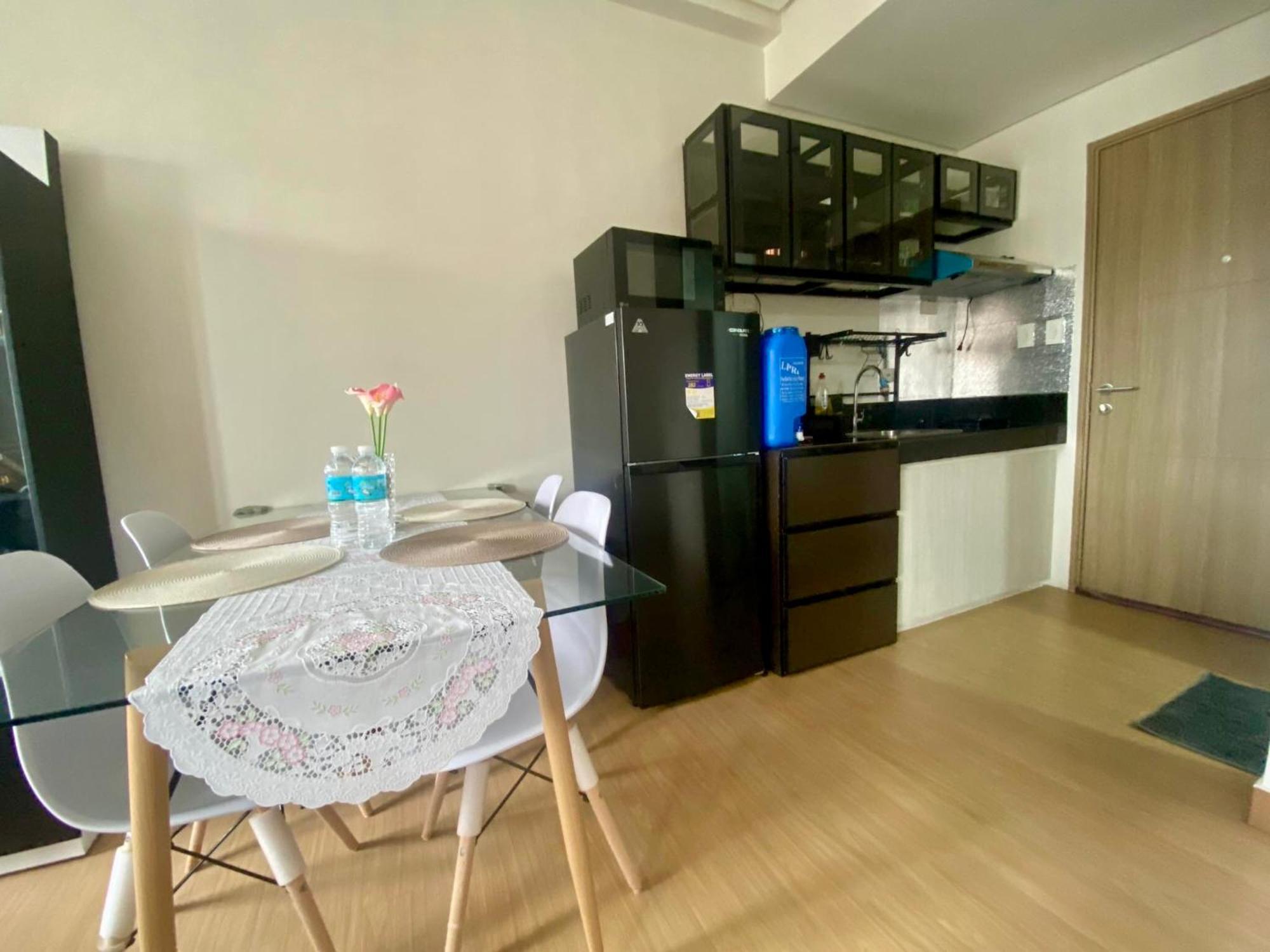 J & F Homestay - Cavite, Philippines Trece Martires Bagian luar foto