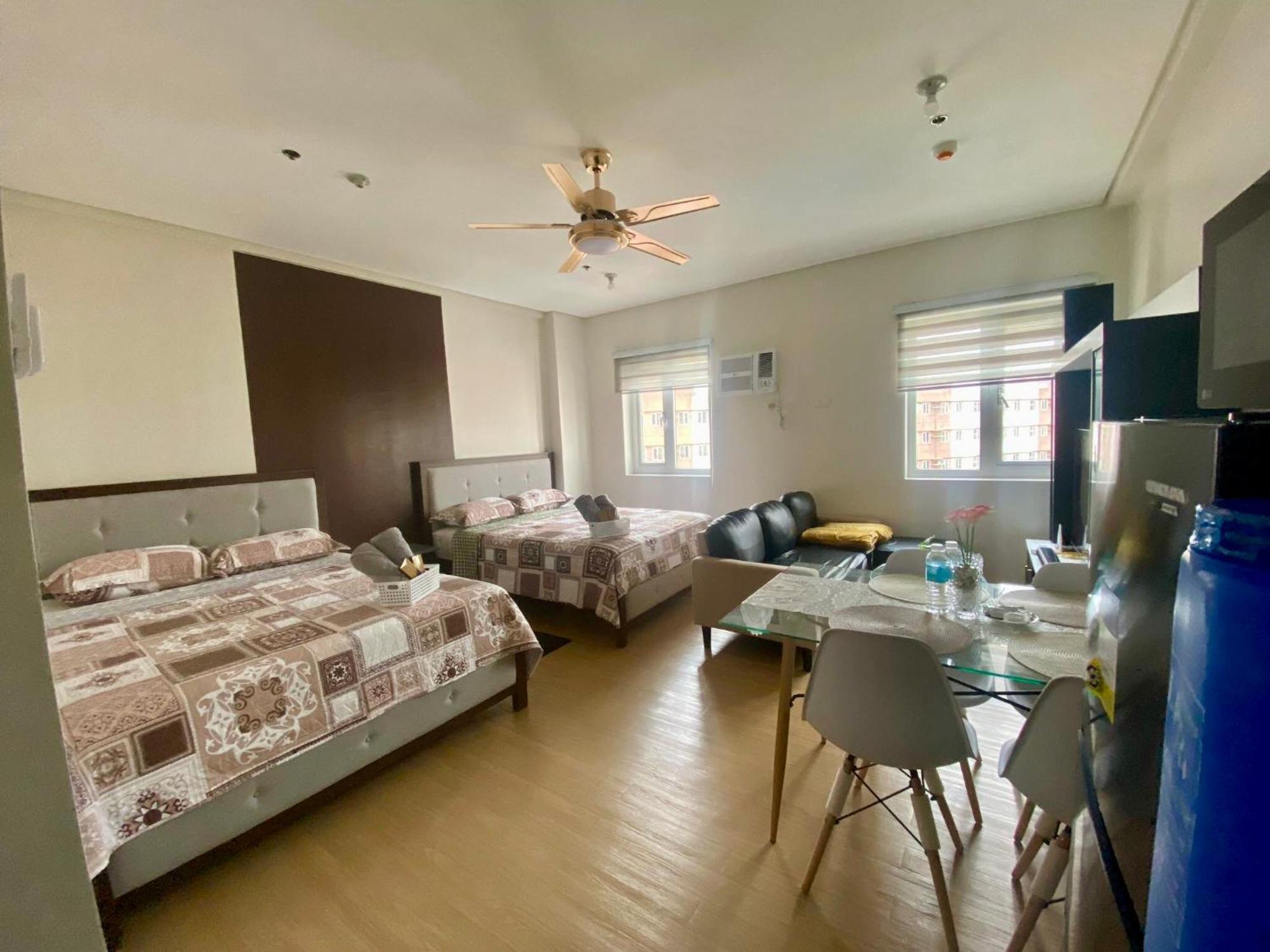 J & F Homestay - Cavite, Philippines Trece Martires Bagian luar foto