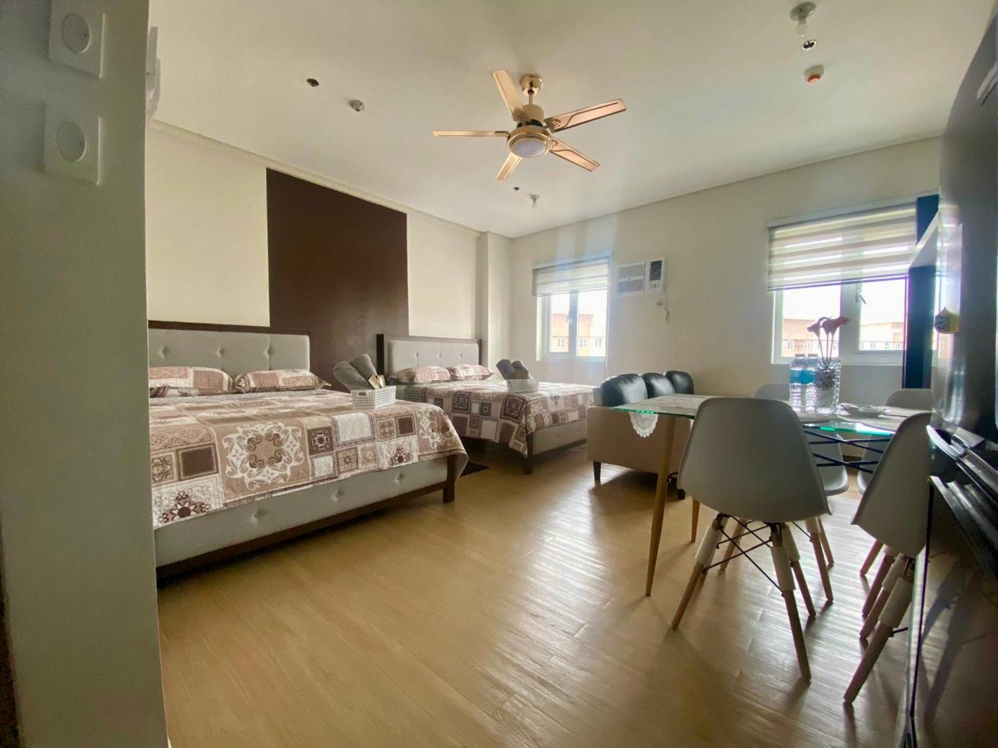 J & F Homestay - Cavite, Philippines Trece Martires Bagian luar foto