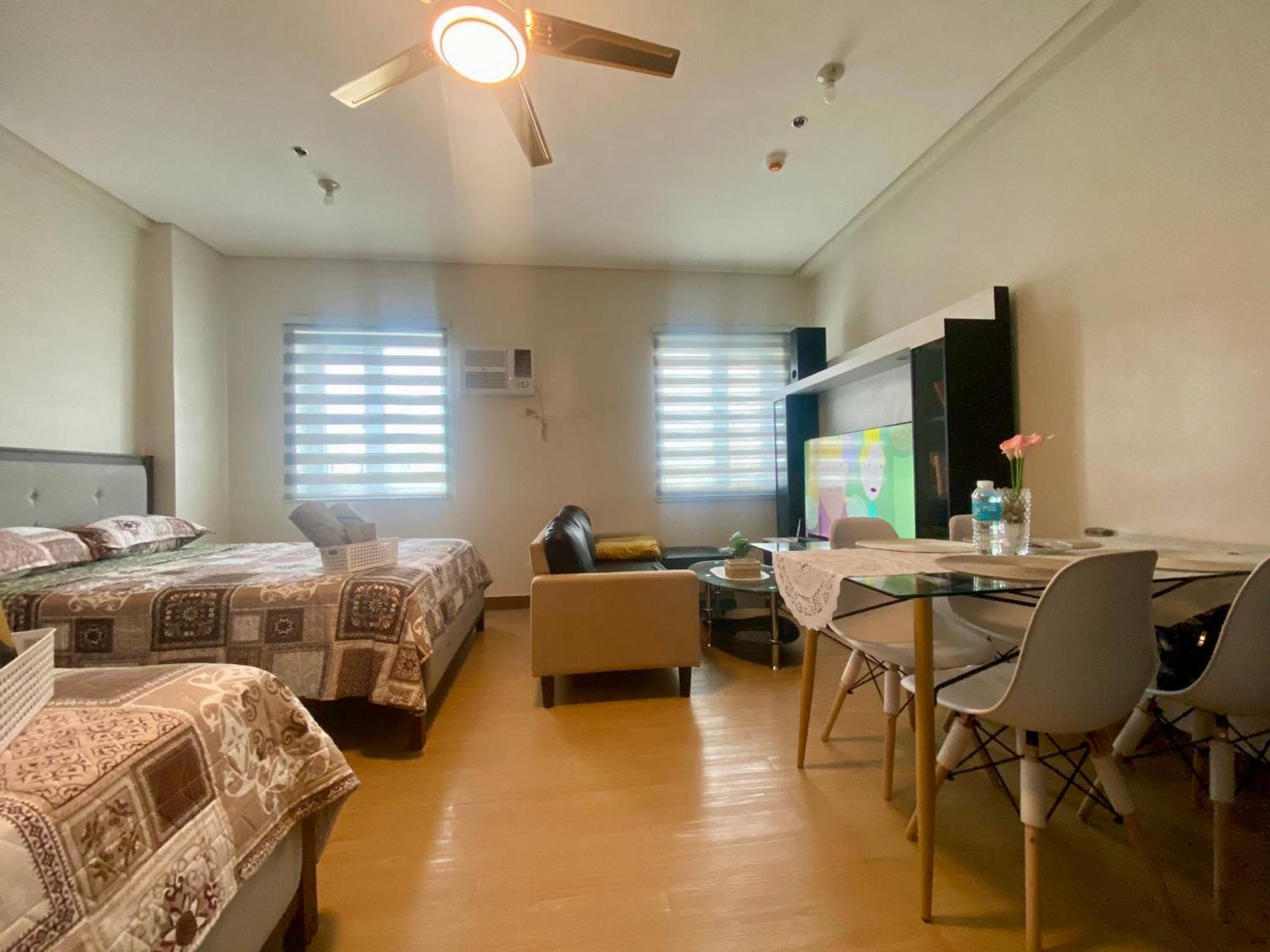 J & F Homestay - Cavite, Philippines Trece Martires Bagian luar foto